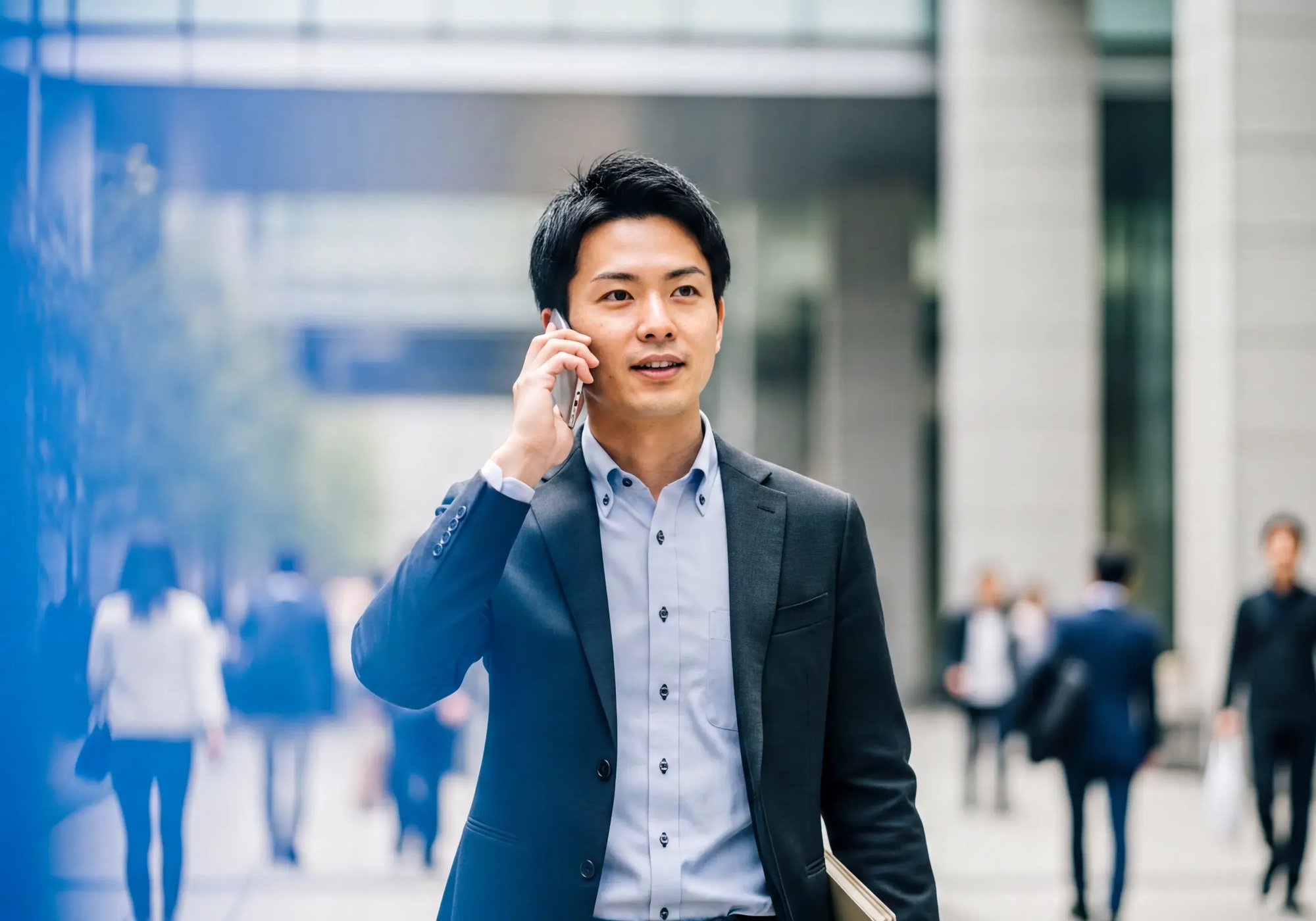 webp-AI-generated_RM_Male-call-outside_RAI-73_GEM